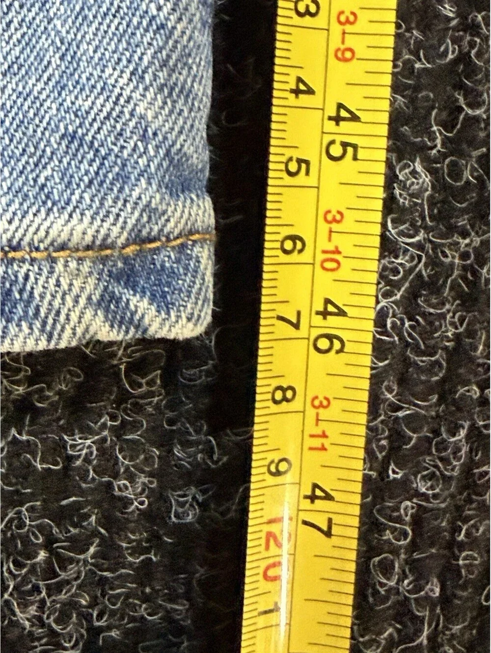 Levi's Men's Light Wash Blue Relaxed Fit Straight Cotton Denim Jeans 550